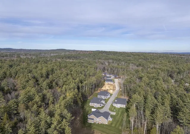 4th image of 1 Renee Dr, Amherst, NH 03031 | MLS# 5089481