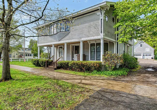 1st image of 28 West St, Bristol, VT 05443 | MLS# 5089488