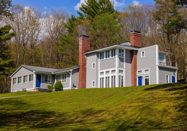 Photo 1 of Single family home for sale at 8 Laramie Rd, Etna, NH 03750 | MLS# 5089491 | Listing updated on 2026-05-27