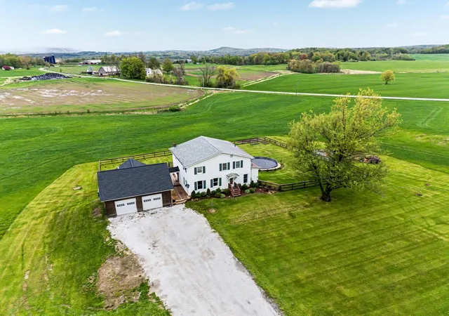2nd image of 75 Stevens Orchard Rd, Orwell, VT 05760 | MLS# 5089527