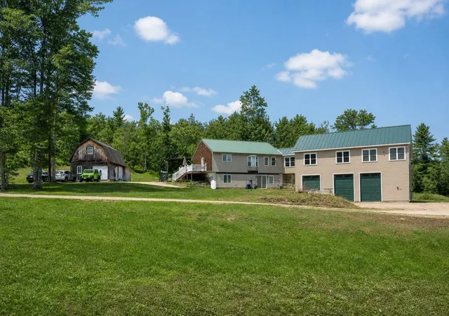 2nd image of 449 N Wakefield Rd, Sanbornville, NH 03872 | MLS# 5089539