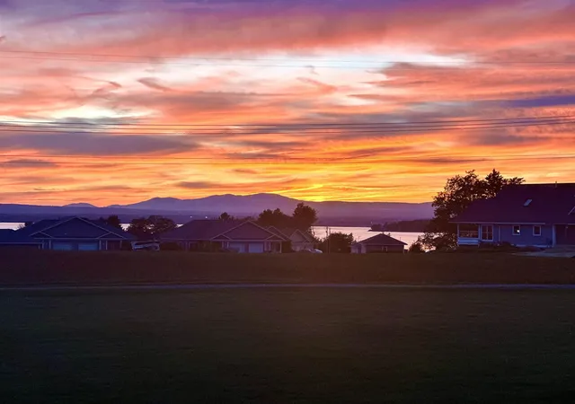 1st image of 8 Maynard Ct, Grand Isle, VT 05458 | MLS# 5089681