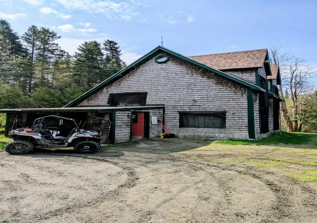 2nd image of 17 Plateau Rd, Stewartstown, NH 03597 | MLS# 5089708