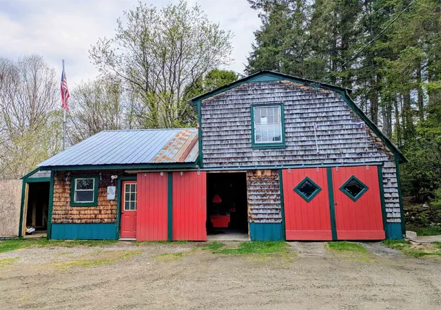 4th image of 17 Plateau Rd, Stewartstown, NH 03597 | MLS# 5089708