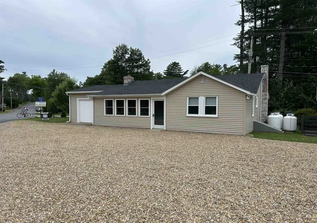 Photo 2 of Condo for sale at 46 Glendale Pl #1, Gilford, NH 03249 | MLS# 5089718 | Listing updated on 2026-09-24