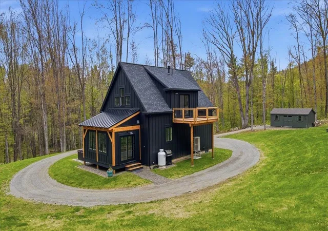 Homes for sale in Pownal, VT | 155 Brookman Rd, Pownal, VT 05261 | MLS# 5089724