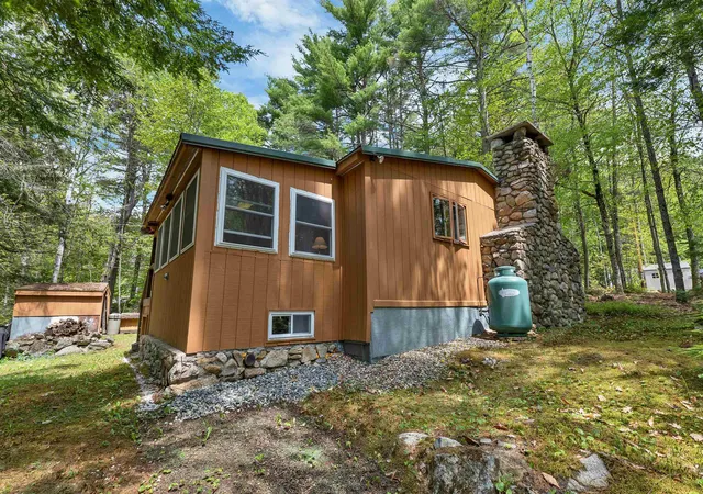 Homes for sale in Alton, NH | 34 Finethy Rd, Alton, NH 03809 | MLS# 5089738