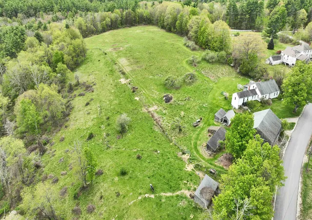 3rd image of 154 Putnam Hill Rd, Lyndeborough, NH 03082 | MLS# 5089760