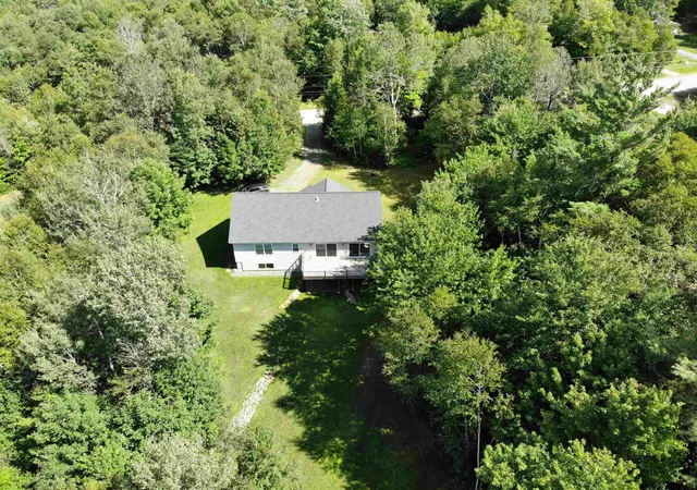 Photo 4 of Single family home for sale at 8 Mount Carter Dr, Gorham, NH 03581 | MLS# 5089776 | Listing updated on 2026-08-20