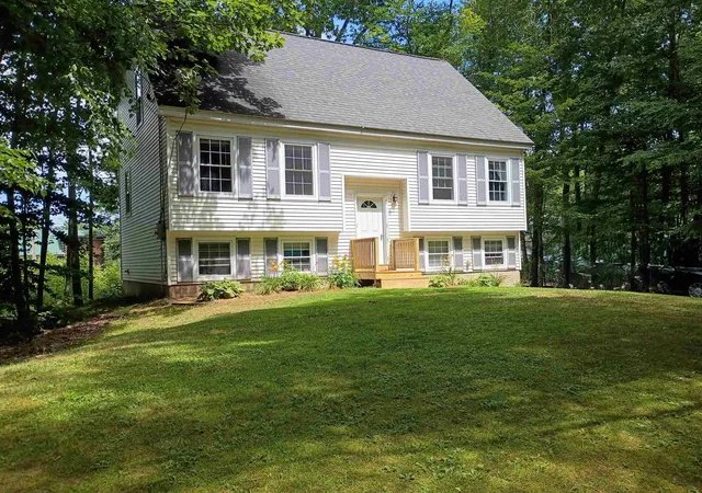 1st image of 6 Friar Tuck Rd, Canterbury, NH 03224 | MLS# 5089814