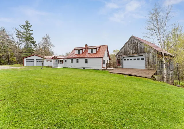 Homes for sale in Rochester, VT | 1641 West Hill Rd, Rochester, VT 05767 | MLS# 5089820