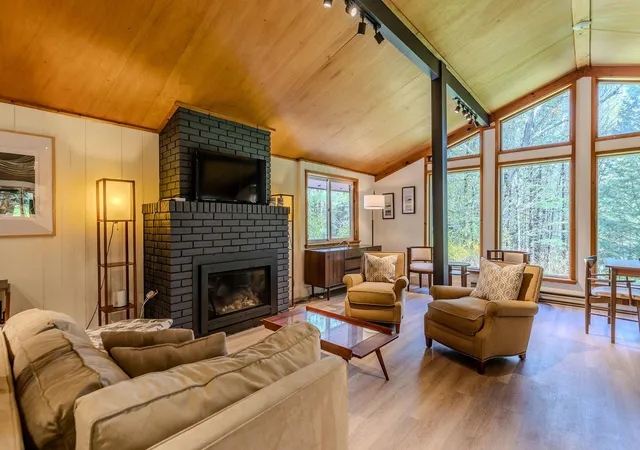Homes for sale in Jamaica, VT | 9 Mountain Acres Rd, Jamaica, VT 05343 | MLS# 5089830