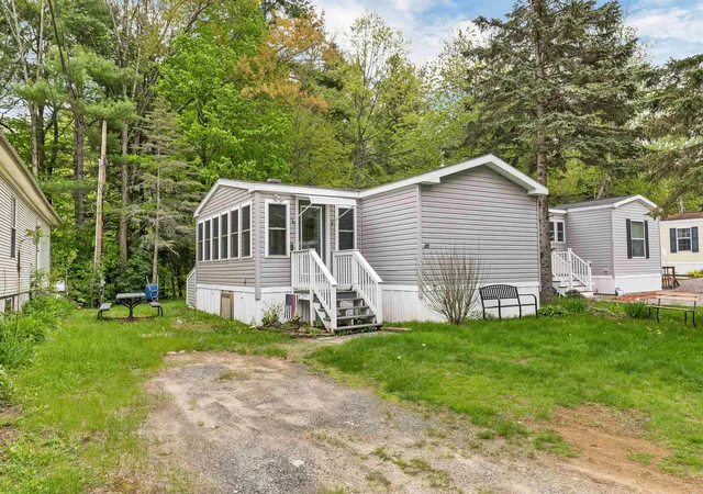 Homes for sale in Gilford, NH | 20 East Marina Rd, Gilford, NH 03249 | MLS# 5089893