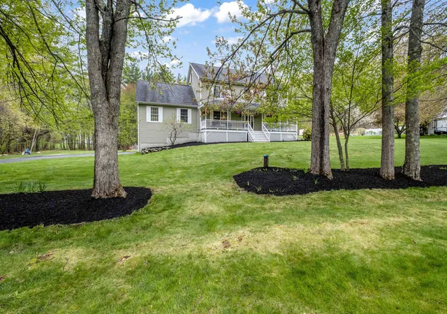 Homes for sale in Dover, NH | 278 Long Hill Rd, Dover, NH 03820 | MLS# 5089894