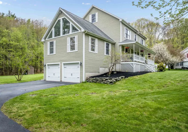 Homes for sale in Dover, NH | 278 Long Hill Rd, Dover, NH 03820 | MLS# 5089894