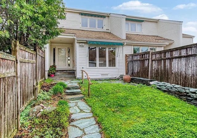 Photo 2 of Townhouse for sale at 545 South Prospect St #30, Burlington, VT 05401 | MLS# 5090003 | Listing updated on 2026-09-04