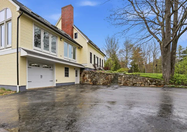 Photo 2 of Single family home for sale at 35 Turnpike Rd, Sharon, NH 03458 | MLS# 5090081 | Listing updated on 2026-08-24