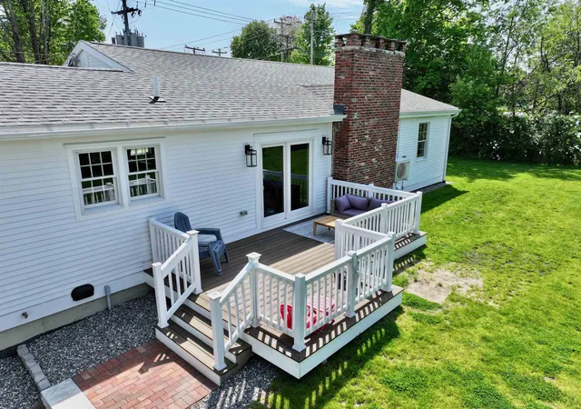 3rd image of 16 Silver Lake Rd, Hollis, NH 03049 | MLS# 5090091