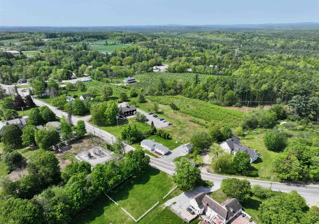 5th image of 16 Silver Lake Rd, Hollis, NH 03049 | MLS# 5090091