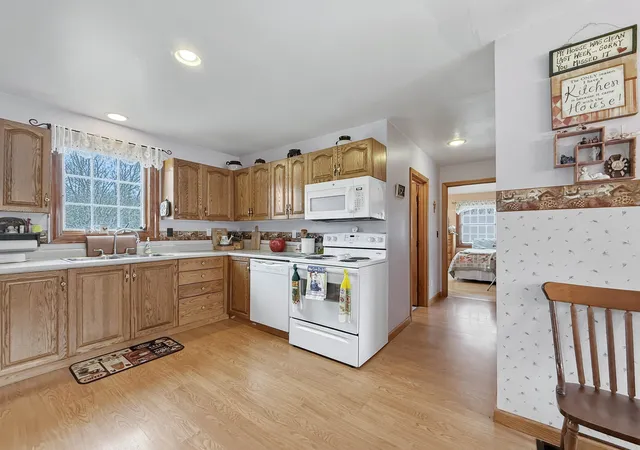 3rd image of 347 River Rd, Canaan, VT 05902 | MLS# 5090114