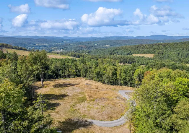 Homes for sale in Royalton, VT | 1985 Gee Hill Rd, Royalton, VT 05068 | MLS# 5090214