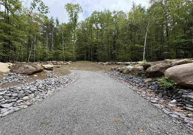 2nd image of 21 2 Leach Hill Rd, Goffstown, NH 03045 | MLS# 5090219