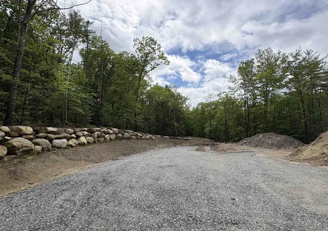 Photo 4 of Land for sale at 21-2 Leach Hill Rd, Goffstown, NH 03045 | MLS# 5090219 | Listing updated on 2026-07-31