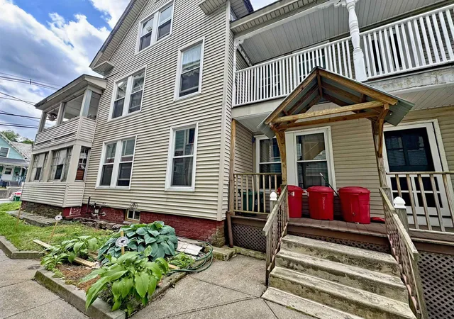 Homes for sale in Brattleboro, VT | 19 Canal St, Brattleboro, VT 05301 | MLS# 5090247