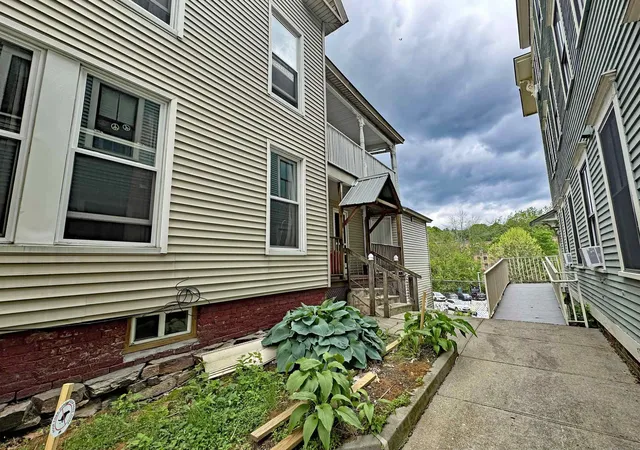 Homes for sale in Brattleboro, VT | 19 Canal St, Brattleboro, VT 05301 | MLS# 5090247