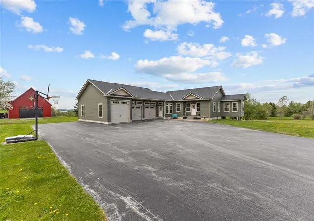 3rd image of 28 Rileys Wy, Highgate Center, VT 05459 | MLS# 5090278