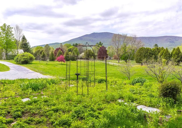 Homes for sale in Dorset, VT | 2677 Route 30 Route, Dorset, VT 05251 | MLS# 5090282