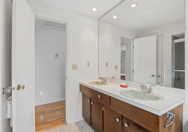 5th image of 633 Fairfield St, Manchester, NH 03104 | MLS# 5090316