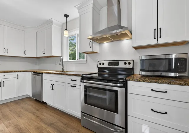 4th image of 4 Morris St, Peterborough, NH 03458 | MLS# 5090342