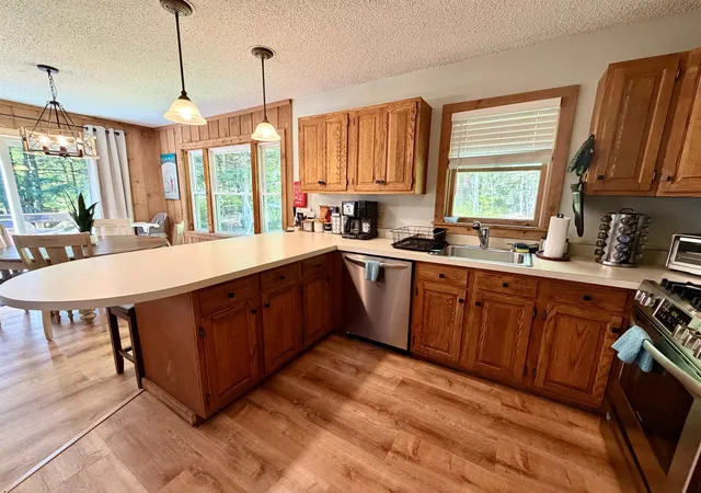 Homes for sale in Wilmington, VT | 6 Outer Limit Ln, Wilmington, VT 05363 | MLS# 5090349