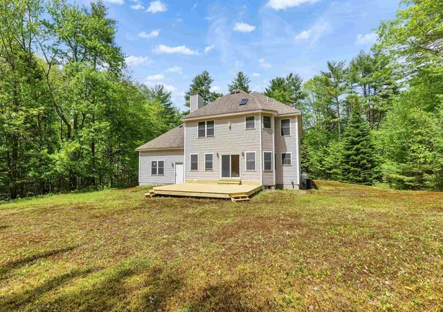 Photo 4 of Single family home for sale at 148 Old Dublin Rd, Peterborough, NH 03458 | MLS# 5090368 | Listing updated on 2026-09-23