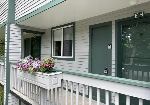 3rd image of 8 Emerson Wy #E-4, Waterville Valley, NH 03215 | MLS# 5090393