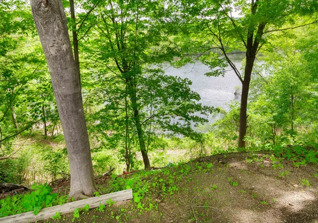 4th image of 160 S Main St, Franklin, NH 03235 | MLS# 5090456