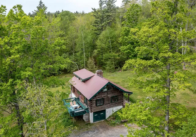 Homes for sale in Londonderry, VT | 287 Powder Mill Rd, Londonderry, VT 05148 | MLS# 5090484