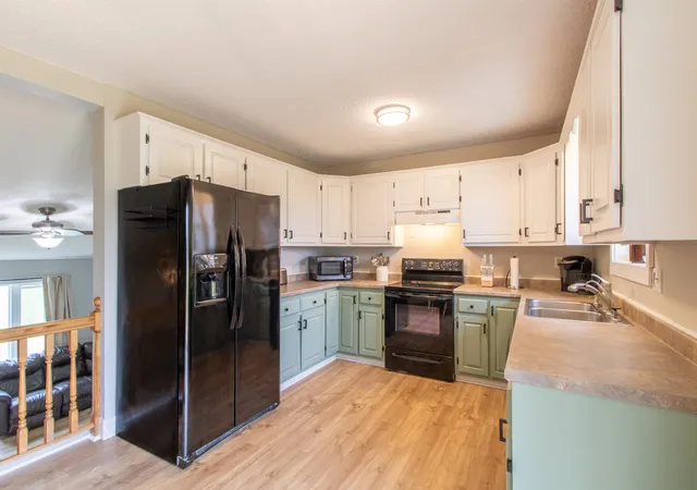 Photo 3 of Single family home for sale at 287 Lakeview Dr, Newport, VT 05855 | MLS# 5090514 | Listing updated on 2026-09-14