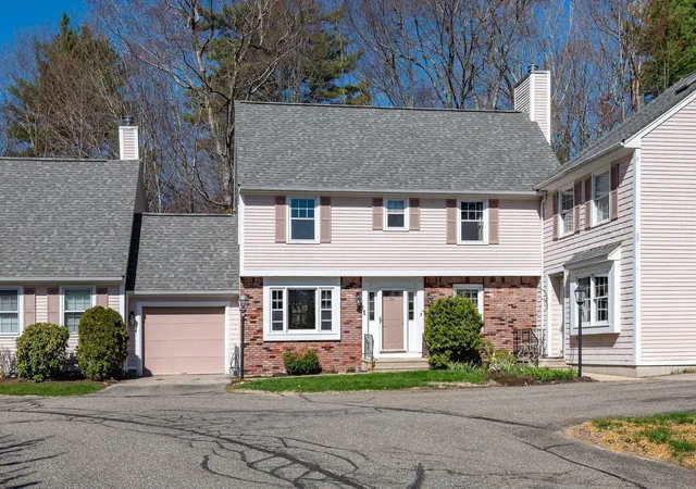 1st image of 26 Pheasant Run Ln, Stratham, NH 03885 | MLS# 5090547