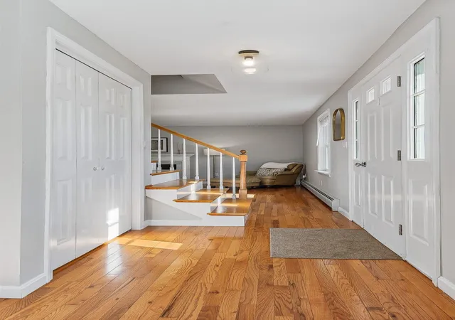 3rd image of 26 Pheasant Run Ln, Stratham, NH 03885 | MLS# 5090547