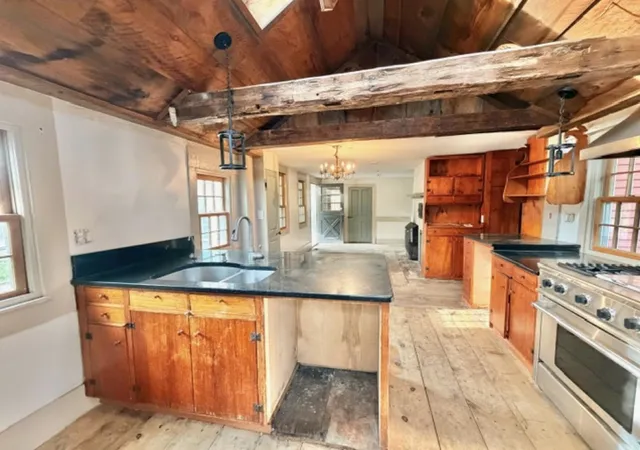 Photo 4 of Single family home for sale at 217 Portsmouth Ave, Stratham, NH 03885 | MLS# 5090577 | Listing updated on 2026-06-03