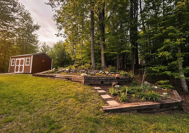 Homes for sale in Claremont, NH | 50 Cat Hole Rd, Claremont, NH 03743 | MLS# 5090587