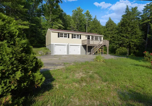 Homes for sale in Webster, NH | 34 Hollings Rd, Webster, NH 03303 | MLS# 5090595