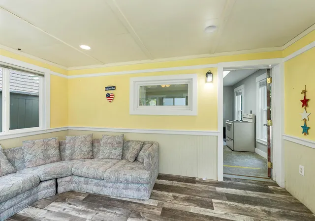 Homes for sale in Plymouth, NH | 37 Merrill St, Plymouth, NH 03264 | MLS# 5090668