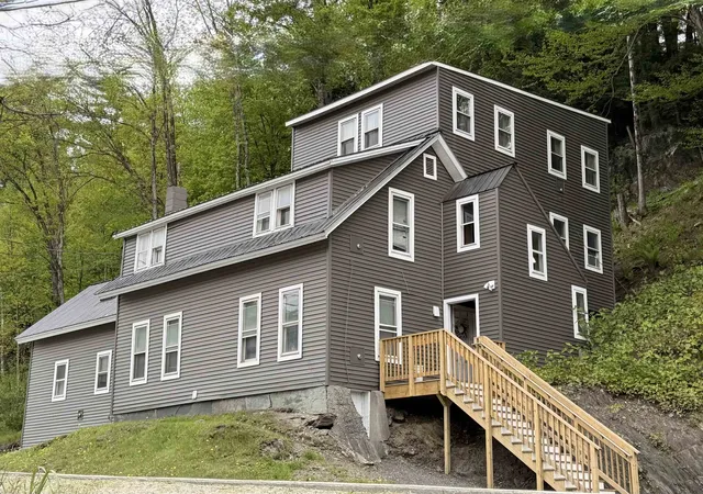 1st image of 321 South Main St, Stowe, VT 05672 | MLS# 5090691