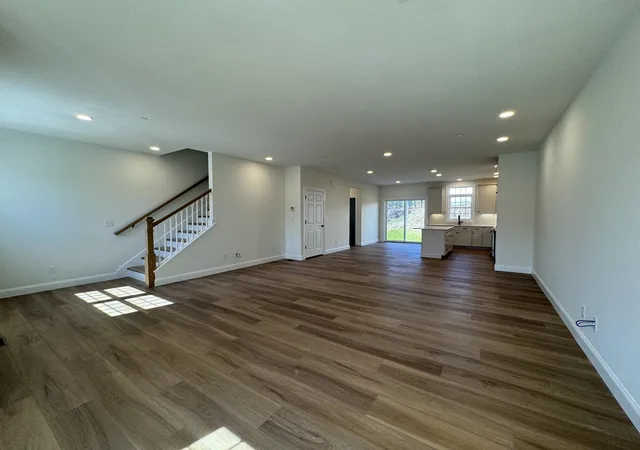 5th image of 6C Dearborn Cir, Goffstown, NH 03045 | MLS# 5090702