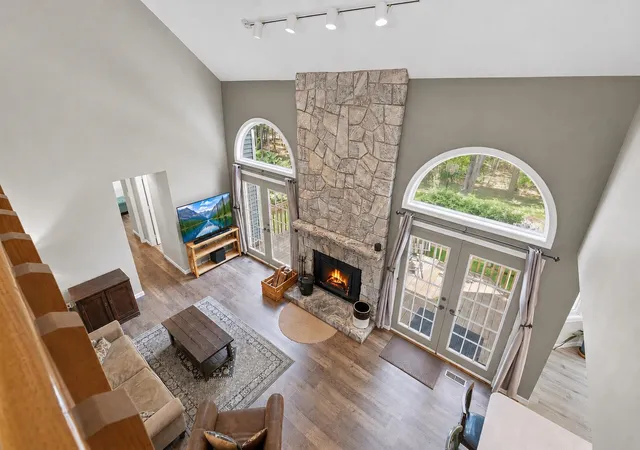 3rd image of 16 Hillsboro Cir, Milford, NH 03055 | MLS# 5090796