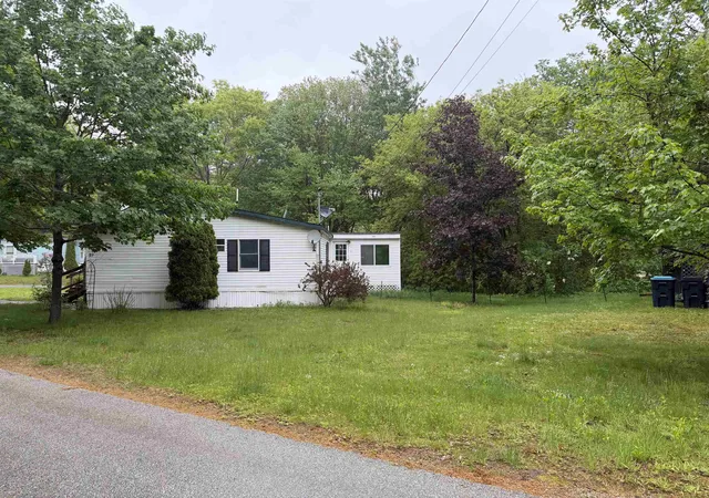 Homes for sale in Derry, NH | 97 Fordway Ext #29, Derry, NH 03038 | MLS# 5090817