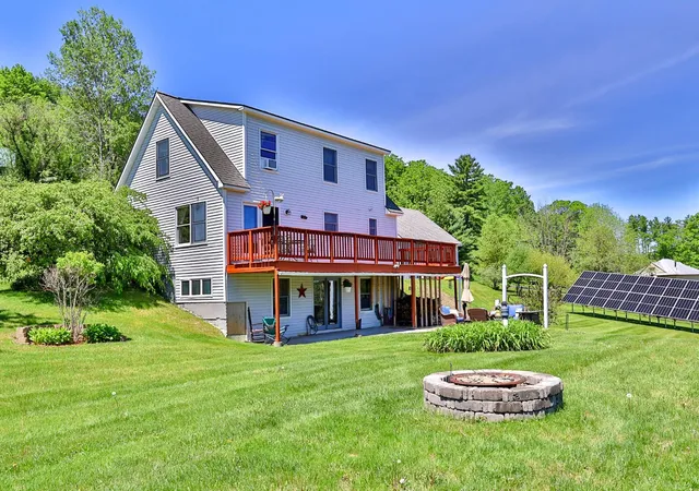 Photo 3 of Single family home for sale at 23 Meadow View Ln, Hartland, VT 05048 | MLS# 5090825 | Listing updated on 2026-06-01